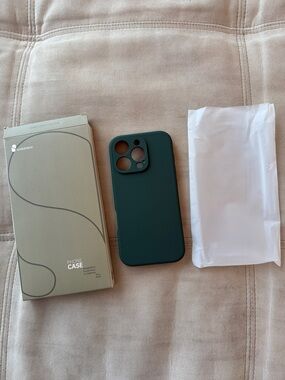 Suydanbox Slim Dark Green Silicone Phone Case - New in box